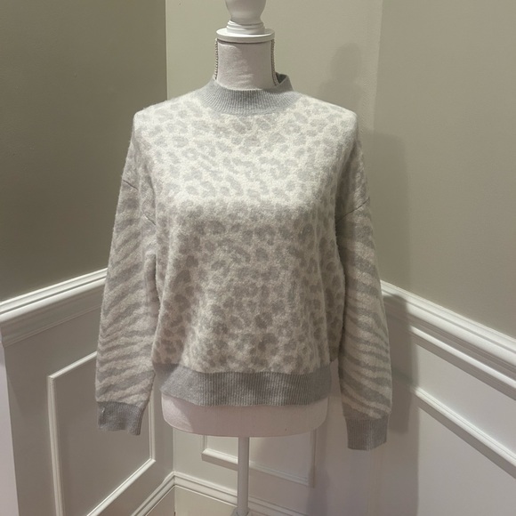 Rails Lana Sweater in Ivory Grey Mixed Animal Size XS - Picture 6 of 10